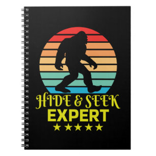 Verberg en zoek expert Bigfoot Grappig Notitieboek