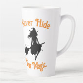 Verberg nooit je magie. latte mok (Rechts)