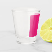 Verbeter uw ontwerp met roze achtergrond shot glas (Links)