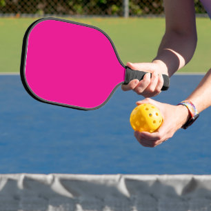 Verbeter uw ruimte met een roze achtergrond pickleball paddle