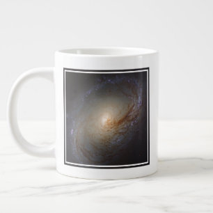 Verblote Lenticulaire Galaxy NGC 3368 Grote Koffiekop