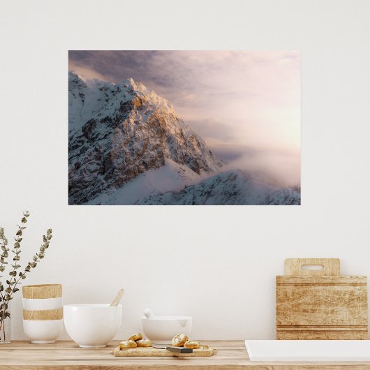 Verbluffend licht en mist op de berg poster (Keuken)