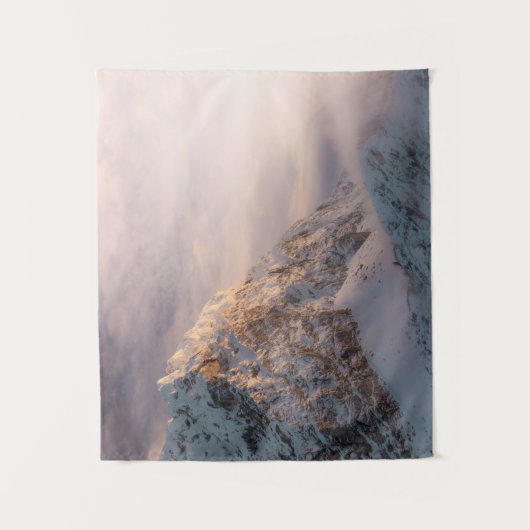 Verbluffend licht en mist op de berg wandkleed (Voorkant)