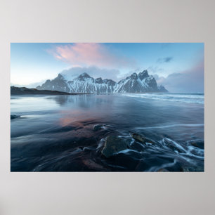 Verbluffend licht in IJsland   Stokksnes, Vestraho Poster