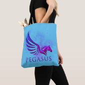 Verbluffend Paars Pegasus Cosmic Background Tote Bag (Dichtbij)