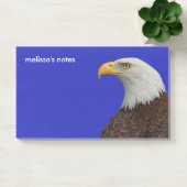 Verbluffend profiel van een volwassen balkadelaar post-it® notes (Kantoor)