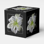 Verbluffende blanke Lily Fractal Art Black Bedankdoosjes (Voorkant Zijde)