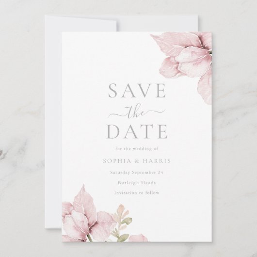 Verbluffende Blush Floral Elegance Bruiloft Save The Date (Voorkant)