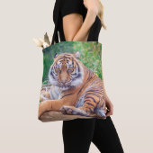 Verbluffende foto van tijger tote bag (Dichtbij)