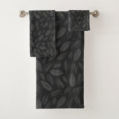 Verbluffende houtskool & zwart bladpatroon bad handdoek (Insitu)