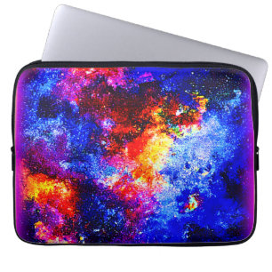 Verbluffende kleuren van het universum. Bestel nu Laptop Sleeve