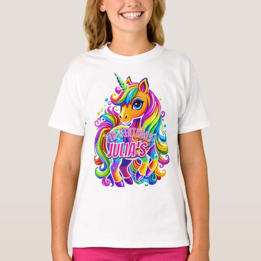Verbluffende Rainbow Unicorn Delight, Verjaardagsc T-shirt (Voorkant)