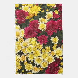 Verbluffende Red Gold Autumn Chrysanthemum Flowers Theedoek