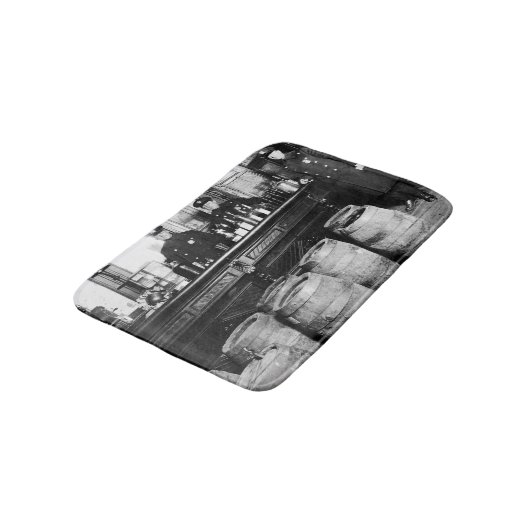 Verbod - Speakeasy Police Raid Bootlegger - M Badmat (Gekanteld)