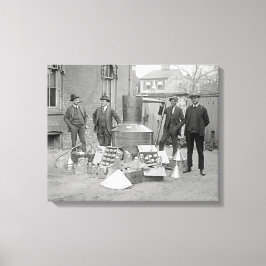 Verbodsagenten met Moonshine Still, 1922 Canvas Afdruk
