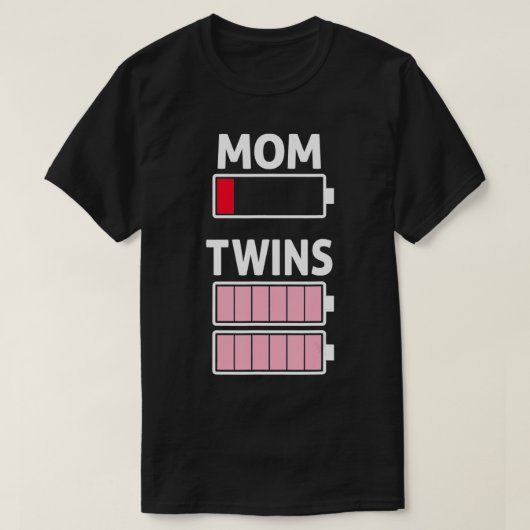 Verbonden mam met lage batterijduur voor tweelingm t-shirt (Design voorkant)