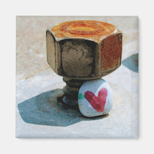 Verborgen Heart Rock en een Rusty Bolt Magneet