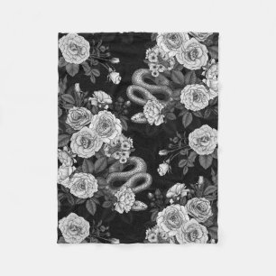 Verborgen in de rozen 3 fleece deken
