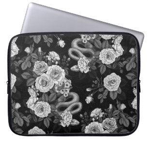 Verborgen in de rozen 3 laptop sleeve