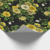 Verborgen in de rozen, geel en groen cadeaupapier (Hoek)