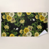 Verborgen in de rozen, geel en groen strandlaken (Voorkant)