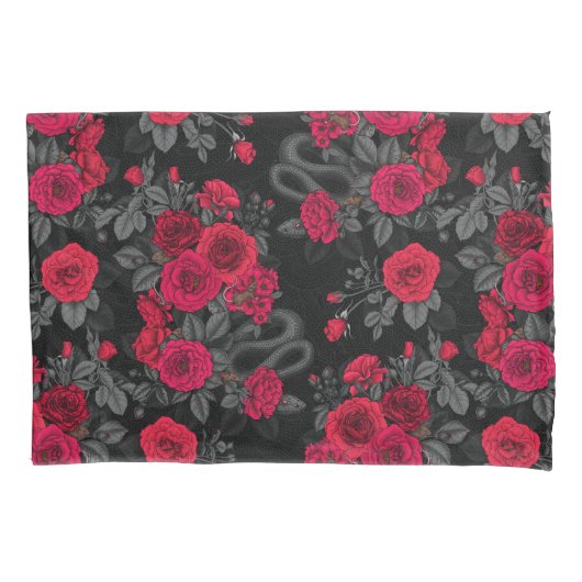 Verborgen in de rozen kussensloop (Voorkant-Links)