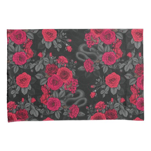 Verborgen in de rozen kussensloop (Voorkant-Rechts)