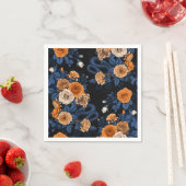 Verborgen in de rozen, oranje en blauw servet (Insitu)