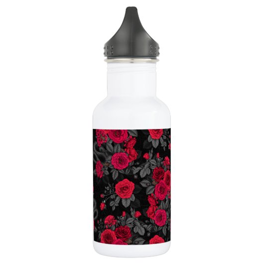 Verborgen in de rozen waterfles  (Links)