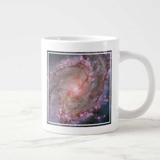 Verborgen spiraal Galaxy Messier 83. Grote Koffiekop (Rechts)