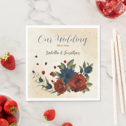 Verbrand sinaasappel en marineblauw bloemig servet (Insitu)