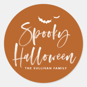 Verbrand Sinaasappel Spooky Halloween Brush Letter Ronde Sticker