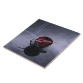 Verbrandingsincense bovenop de kom van de bladen tegeltje (Zijkant)