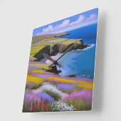 Verdant Cliffs en Azure Waves Vierkante Klok (Hoek)