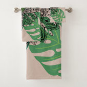 Verdant Embrace: Mandala and Leaf Design Bad Handdoek (Insitu)