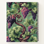Verdant Vineyard Bliss: Een wandtapijt van wijnsto Notitieboek (Achterkant)
