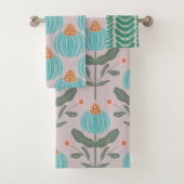 Verdant Whimsy Pink Bad Handdoek (Insitu)