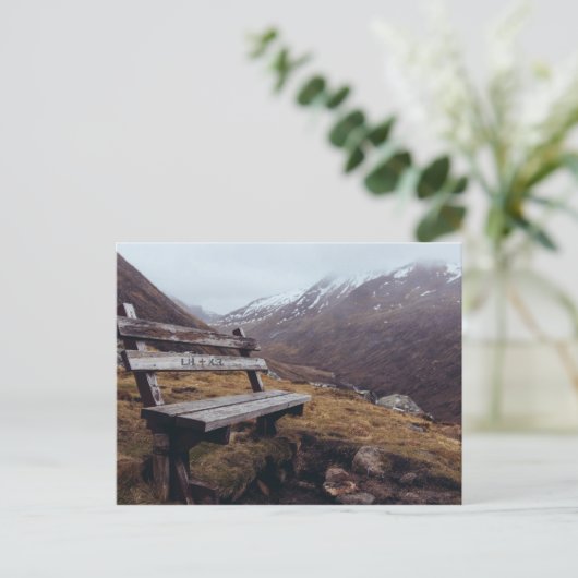 Verdeel uw Initialen op bank | Romantisch Briefkaart (Staand voorkant)