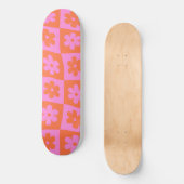 Verdraaide geblokte retro bloemen roze Sinaasappel Persoonlijk Skateboard (Voorkant)