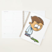 Verdrietige jongen wetenschapper met mislukt exper planner (Display)