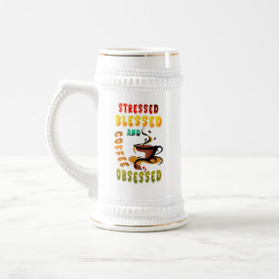 Verdrukt gebak en koffie geobsedeerd bierpul