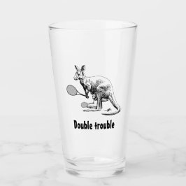 Verdubbelt iemand? Kangaroo Tennis Glas