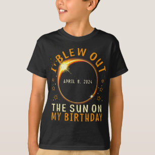 Verduistering Verjaardag Ik blies uit de zon op mi T-shirt