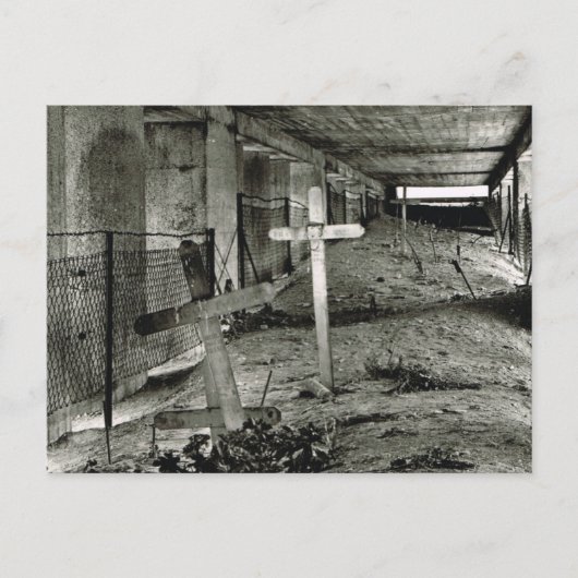 Verdun, Bayonet monument 1Interieur Briefkaart (Voorkant)