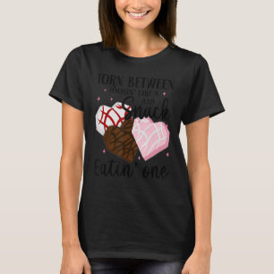 Verdwenen tussen het zoeken als een snack en het e t-shirt