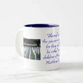 Verdwenen zijn de vredestroepen... tweekleurige koffiemok (Voorkant links)