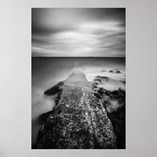 Verdwijnende pier in zee poster (Voorkant)