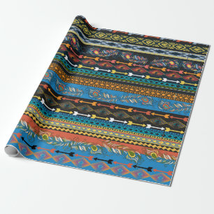 Vereenvoudigd etnisch vederspat met geborduurde kl cadeaupapier
