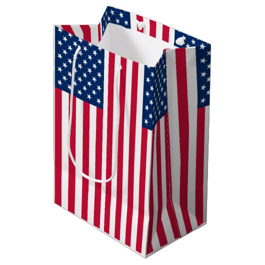 Verenigde Staten Flag Gift Bag Medium Cadeauzakje (Voorkant Gekanteld)