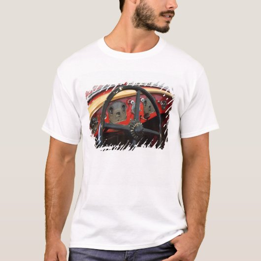 Verenigde Staten, Indiana, Auburn: Auburn, Cord, D T-shirt (Voorkant)